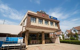 Via Elysian Grand - 3 Kms From Chaudhary Charan Singh International Airport Lucknow